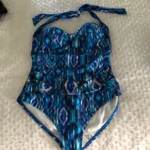 Halter swim suit